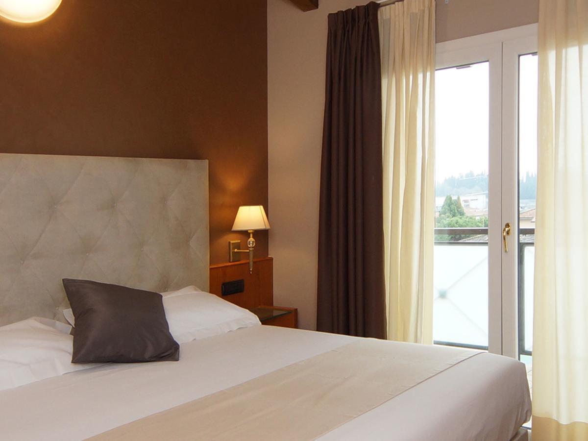 Hotel Clarin 14 By Dori بسكييرا ديل غاردا المظهر الخارجي الصورة