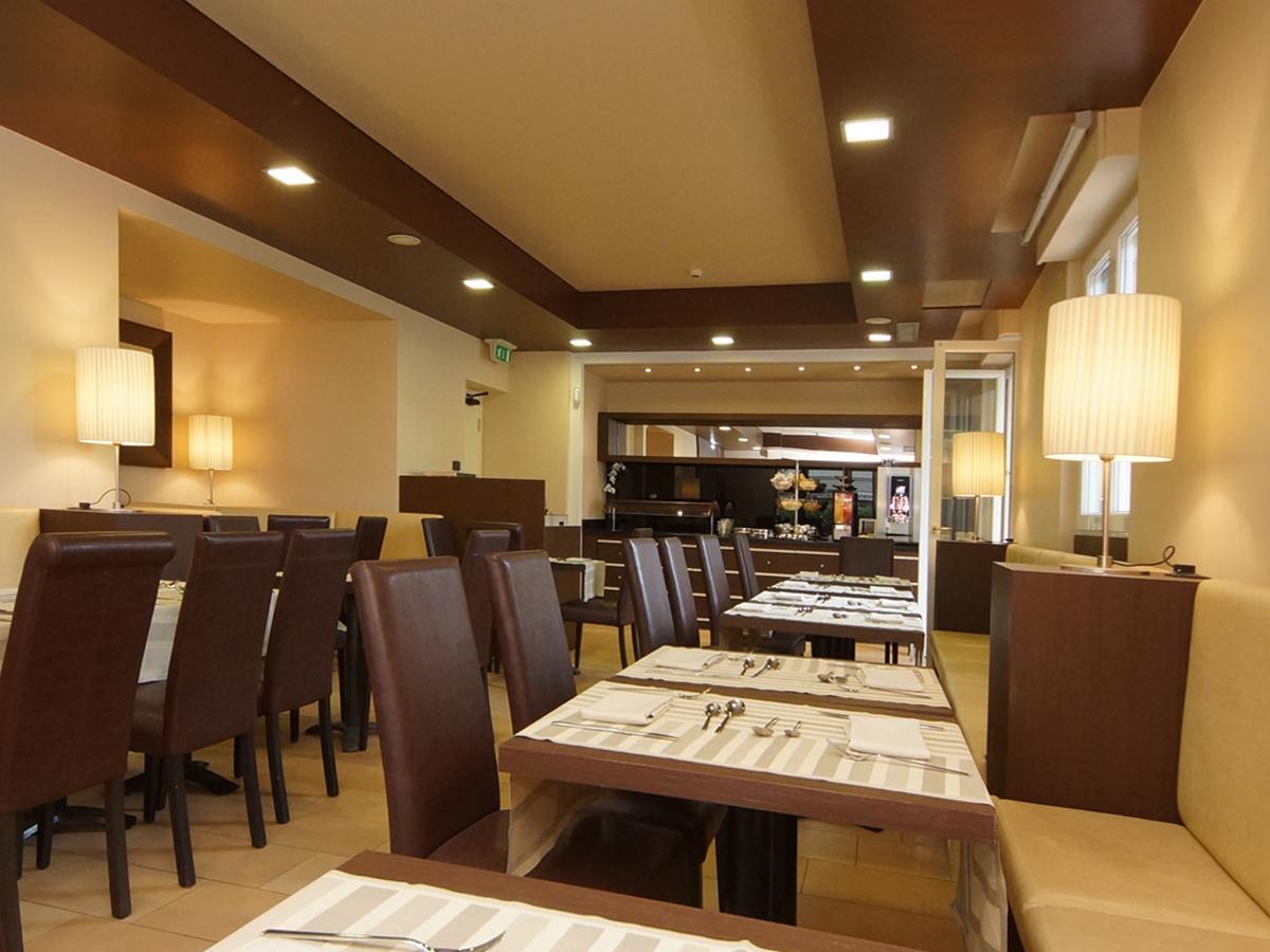 Hotel Clarin 14 By Dori بسكييرا ديل غاردا المظهر الخارجي الصورة