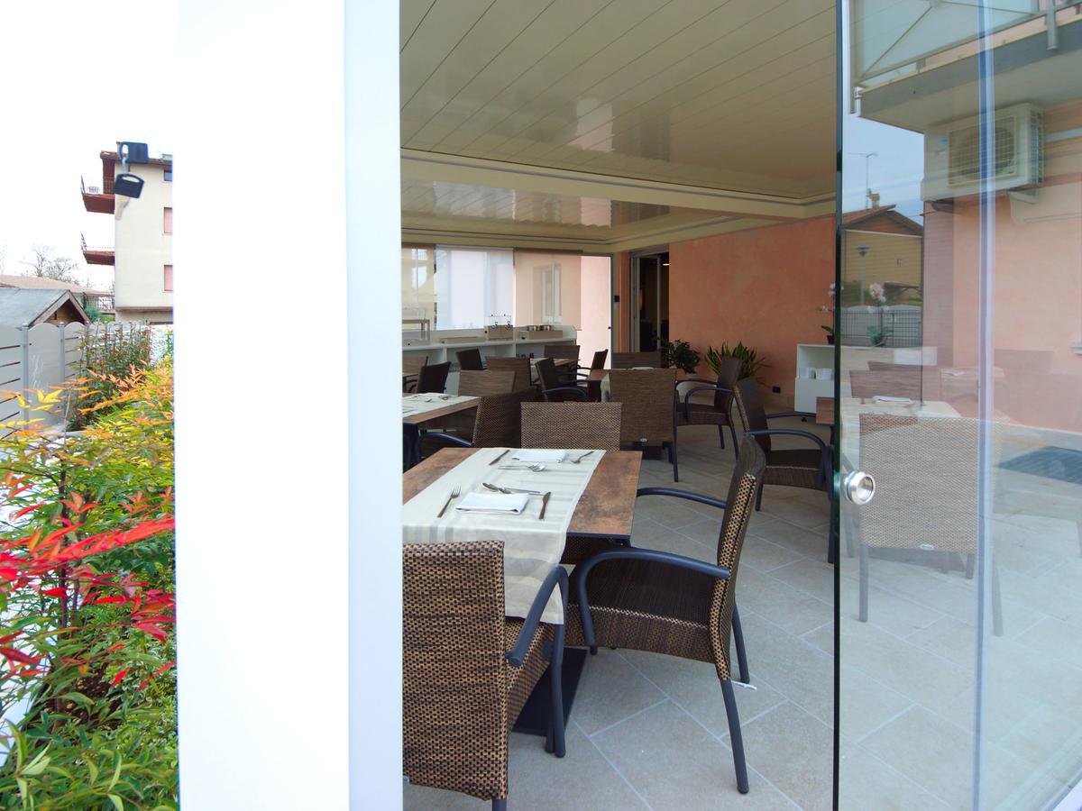 Hotel Clarin 14 By Dori بسكييرا ديل غاردا المظهر الخارجي الصورة