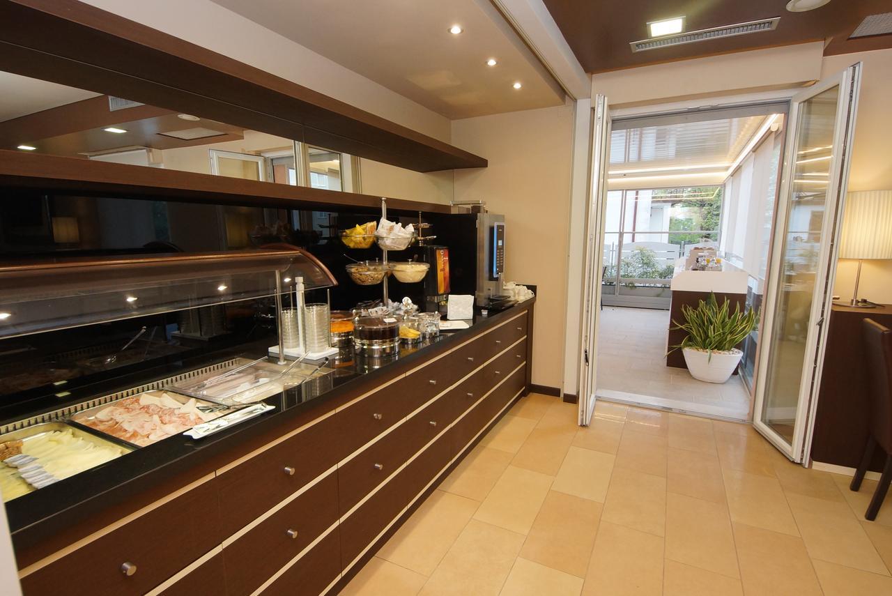 Hotel Clarin 14 By Dori بسكييرا ديل غاردا المظهر الخارجي الصورة